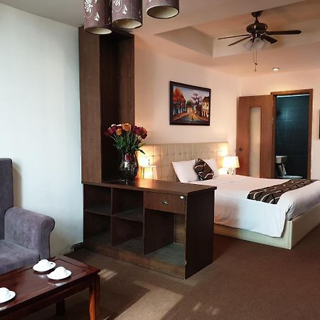 Venus Hotel Hanoi Bagian luar foto